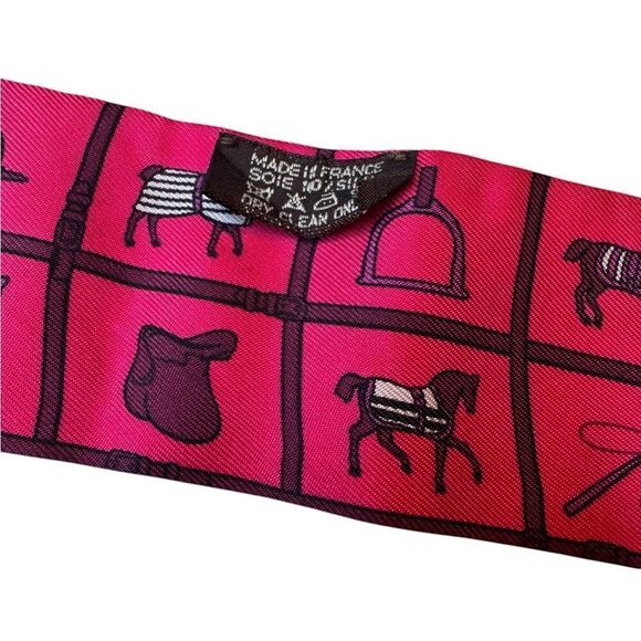 Hermes Silk Twilly - Picture 5 of 8